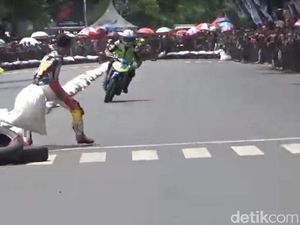 Dua Pembalap Road Race di Bondowoso Berkelahi Jadi Viral