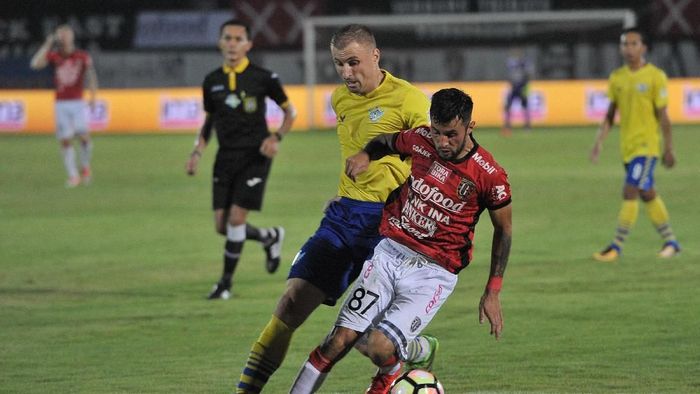 Stefano Lilipaly tak dipanggil ke timnas U-23 sejauh ini. (Foto: Nyoman Budhiana/Antara) Stefano Lilipaly tak dipanggil ke timnas U-23 sejauh ini. (Foto: Nyoman Budhiana/Antara)