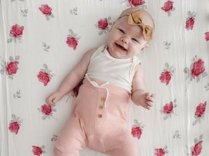 30 Nama Bayi Perempuan Unik Sarat Makna Indah