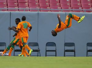 Juggling, Tersandung Kotak Air, Pelatih Timnas Inipun Jatuh Terjengkang