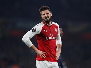 Cedera, Giroud Absen Melawan Spurs