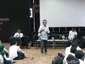 Ratusan Mahasiswa STAN Hadiri Kuliah Umum Dirjen Pajak