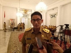 Awalnya Kedinginan, Sandi Mau Menghemat Biaya Listrik Balai Kota