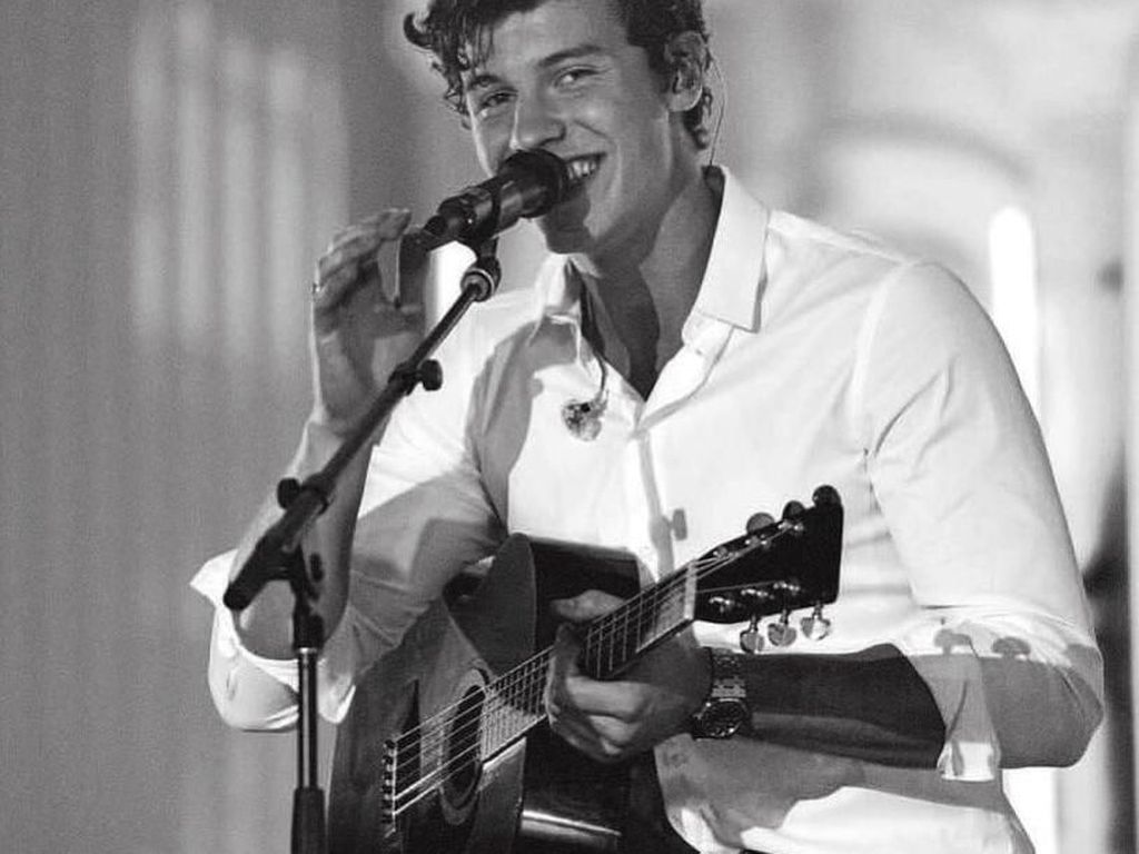 Shawn Mendes Janji Bakal Kolaborasi Bareng BTS Shawn Mendes Janji Bakal Kolaborasi Bareng BTS