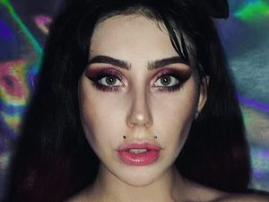 Foto: Wanita Ini Mirip Banget Lady Gaga dan Buat Netizen Bingung