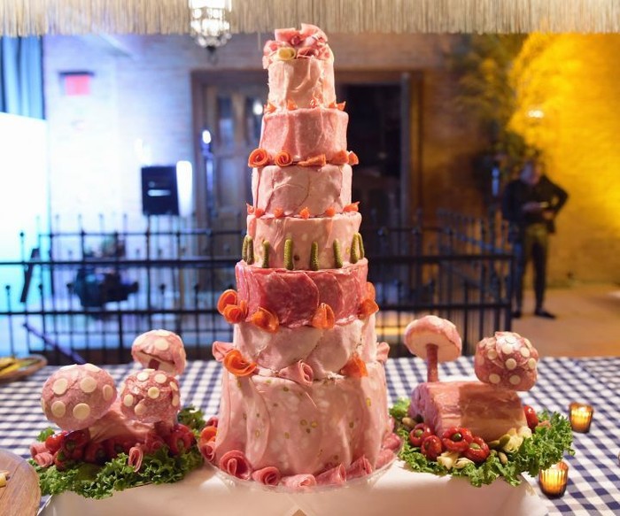 Mau Coba? Ini Dia Kue Ulang Tahun Asal Jepang dari Lembaran Daging