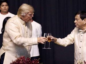 Demo Anti-AS Warnai Pertemuan Trump di Filipina