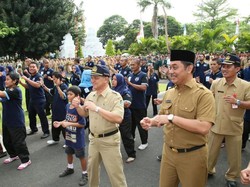 Semangatnya Orang Dengan Gangguan Jiwa di Banyuwangi Diajak Senam