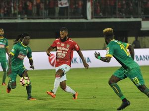 Comvalius Top Skorer Liga 1, Boaz Penyumbang Assist Terbanyak