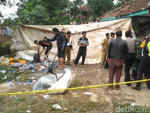 Ledakan Setrika Uap, Aziz Tewas dan Istrinya Luka