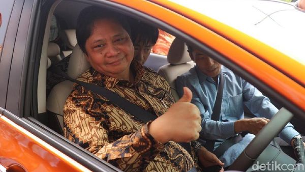 Manuver Sehari Airlangga Menuju Kursi Golkar-1