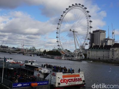Foto: Kota London dan Thames River