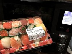 Ini Trik Mudah Bikin Rasa Sushi Supermarket Jadi Seperti Sushi Restoran