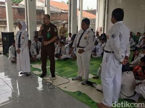 Ini Cara Jaksa di Pasuruan Memberi Pendidikan Hukum ke Pelajar Ini Cara Jaksa di Pasuruan Memberi Pendidikan Hukum ke Pelajar