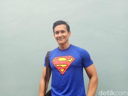 Marcellino Lefrandt Ajak Liburan Anak ke Manado