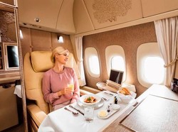 Asyik! Kelas Ini Ajarkan Siswanya untuk Dapat Kursi First Class Gratis