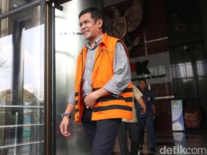 KPK Tetapkan Bupati Nganjuk sebagai Tersangka Gratifikasi KPK Tetapkan Bupati Nganjuk sebagai Tersangka Gratifikasi