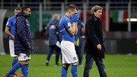 Andrea Belotti harus bersabar dulu sebelum merasakan atmosfer Piala Dunia. Foto: Max Rossi/Reuters