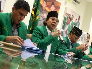 Djan Faridz Tanggapi Putusan MK Soal Penghayat Kepercayaan Djan Faridz Tanggapi Putusan MK Soal Penghayat Kepercayaan