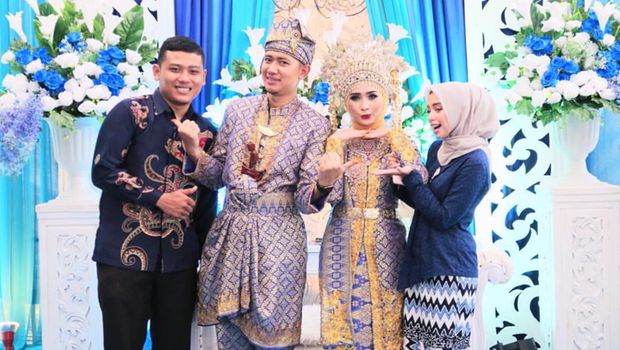 Pernikahan etika selebgram. 