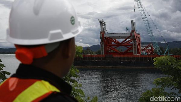 Foto: Penampakan Terkini Progres Pembangunan Jembatan Holtekamp