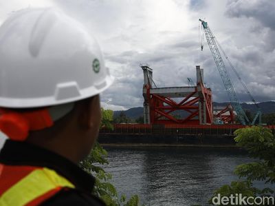 Foto: Penampakan Terkini Progres Pembangunan Jembatan Holtekamp