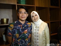 Jangan Iri! Hamil Anak Kedua, Tya Ariestya Dapat Mobil Mewah