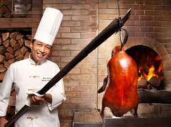 Yuk, Bikin Beijing Roasted Duck Bersama Chef Yuan Chaoying dari Beijing!