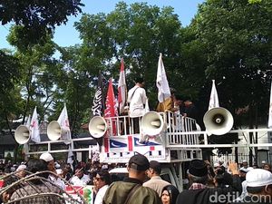 Ikut Aksi Alumni 212, Eggi Sudjana: Bebaskan Buni Yani