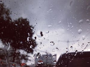 morning rain...