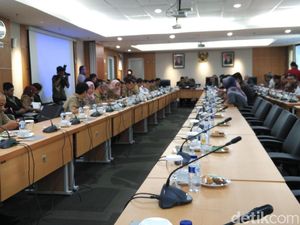 Anies-Sandi Usul Hapus PMD 5 BUMD, DPRD Tak Setuju