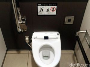 Foto: Toilet Jepang yang Super Canggih