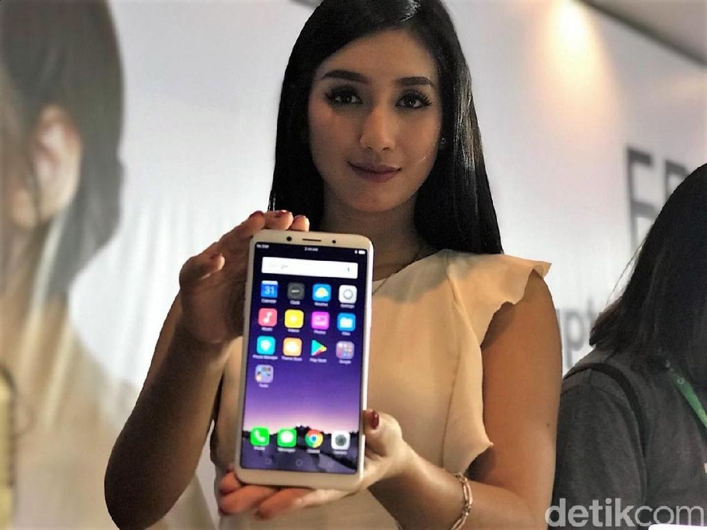 Ini Harga Ponsel Selfie Pintar Oppo F5 Youth Ini Harga Ponsel Selfie Pintar Oppo F5 Youth