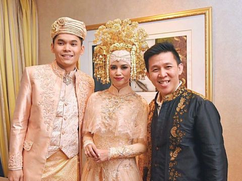 Pernikahan etika selebriti. 