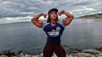 Foto: Kembalinya Wanita Kekar Rusia yang Bikin Heboh