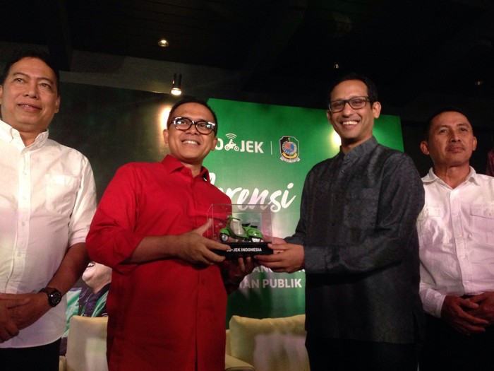 Azwar Anas dan Nadiem Makarim. Foto: Agus Tri Haryanto/inet Azwar Anas dan Nadiem Makarim. Foto: Agus Tri Haryanto/inet