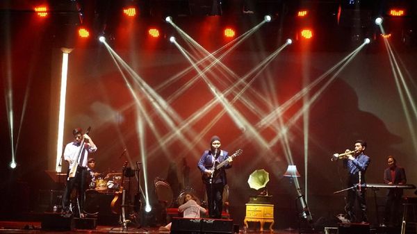 Ini Momen Terakhir Payung Teduh Sebelum Is Pamit Mundur