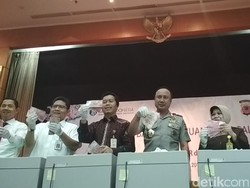 Polda Jabar dan BI Musnahkan 54.041 Lembar Uang Palsu