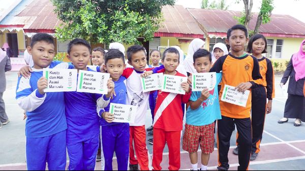 Potret Anak Sekolah Dasar Antusias Mengenal Kusta