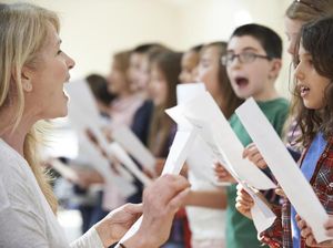 25 Lagu Rohani untuk Puji-pujian Hari Kenaikan Yesus Kristus