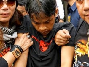 Terus Menunduk, Ini Potret Pelaku Kasus Mayat di Kampung Rambutan