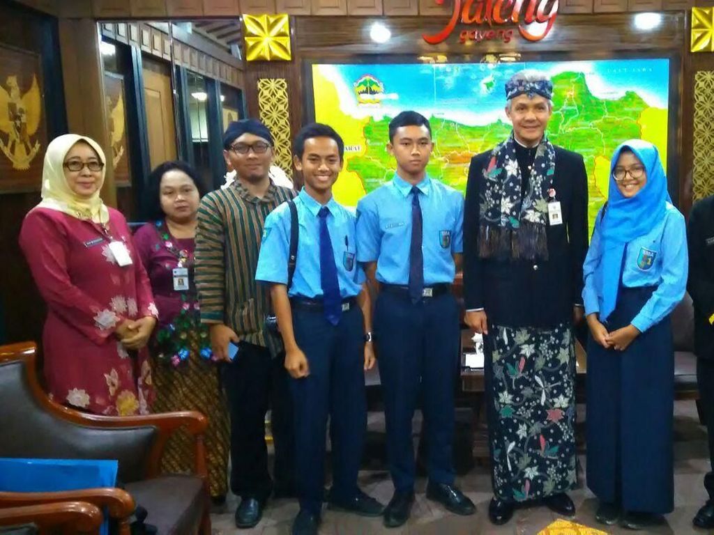 3 Siswa Asal Jateng Ini Bersaing di Kompetisi Film Pendek se-Asia 3 Siswa Asal Jateng Ini Bersaing di Kompetisi Film Pendek se-Asia