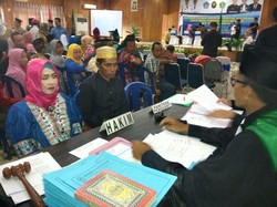 211 Pasutri Nikah Massal di Kota Kendari