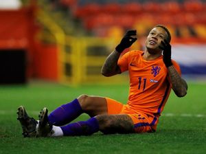 Belanda Tumbangkan Rumania 3-0 di Laga Terakhir Bersama Dick Advocaat Belanda Tumbangkan Rumania 3-0 di Laga Terakhir Bersama Dick Advocaat