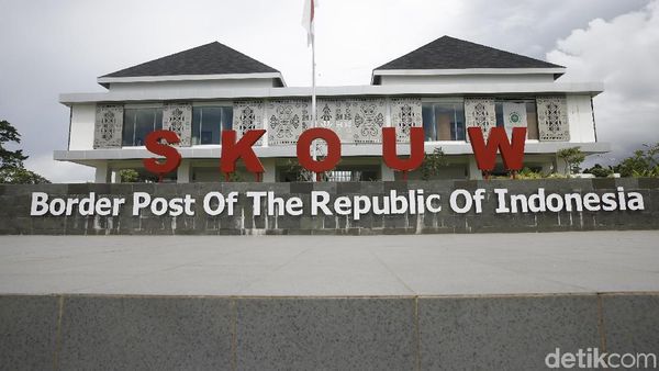 Before-After Pos Perbatasan RI-PNG yang Dipercantik Jokowi
