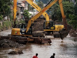 Anies Sebut Pengerukan Kali Krukut Efektif Cegah Banjir