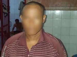 Tuding Selingkuh, Suami Ini Hajar Sang Istri dengan Batu Bata