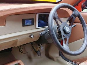 Mengintip Jeroan Mobil Listrik Buatan Bandung