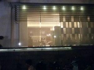 Mengintip Aktivitas Penyidik KPK di Dalam Rumah Novanto Mengintip Aktivitas Penyidik KPK di Dalam Rumah Novanto