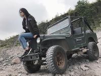 Memacu Adrenalin Di Bebatuan Merapi Naik Jeep Willys Jennete